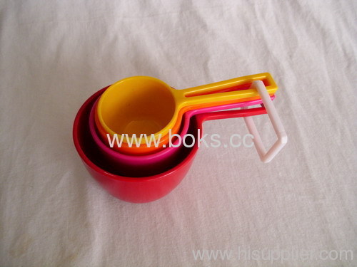2013 4 pcs plastic measuring spoon sets