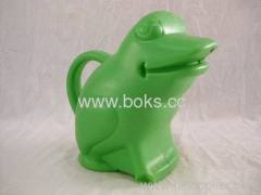 2013 plastic frog watering can