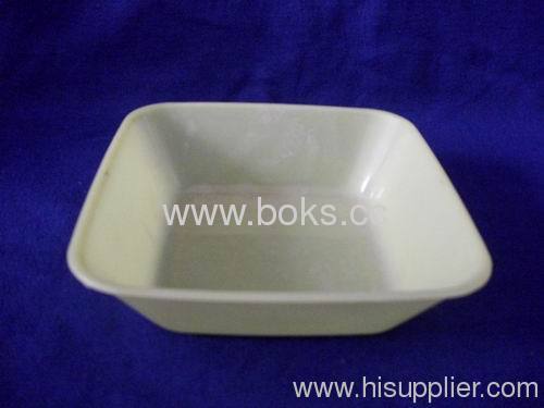 white mini plastic salad bowls