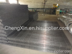 Welded wire mesh panel