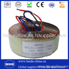 Single phase toroidal power autotransformer