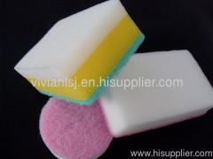 Composit scouring pad with melamine foam