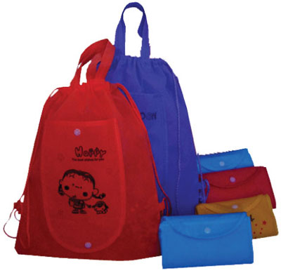 Foldable non woven bags