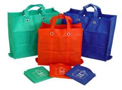 Colorful non woven folding bags