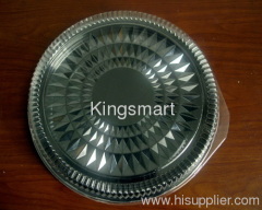 Vacuum formed plastic clamshell packaging for cakes