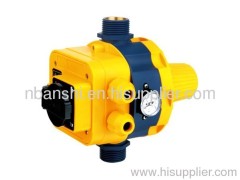 Pressure control for water pumps DSK-8.1