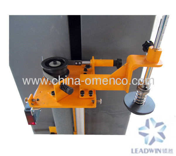 Mechanical brake stretch wrapping machine