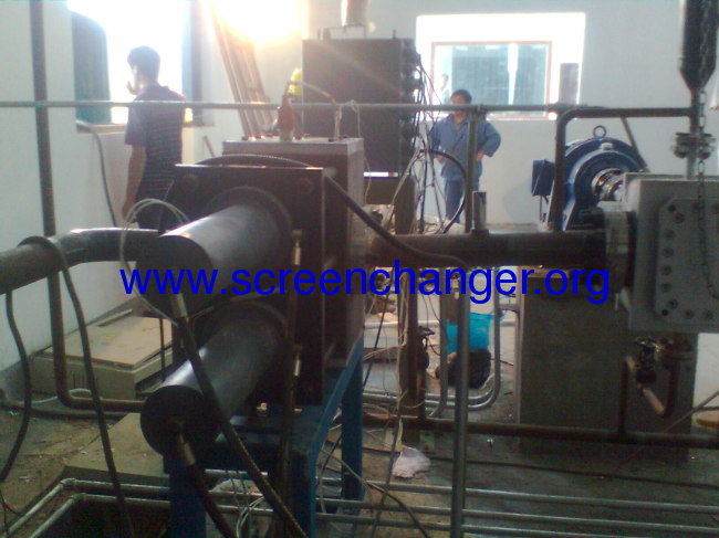 hydraulic screen changer for plastic extrusion plant