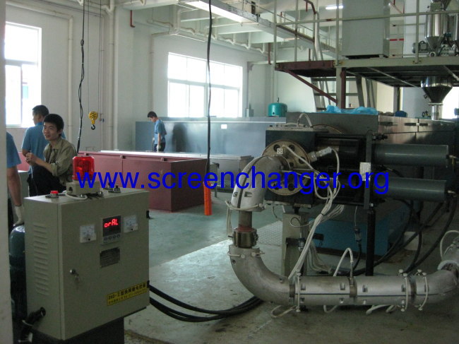 hydraulic screen changer for plastic extrusion plant