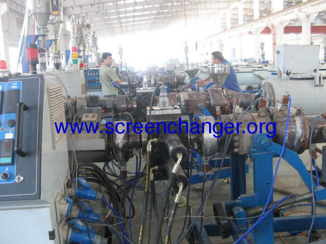 hydraulic screen changer for plastic extrusion plant