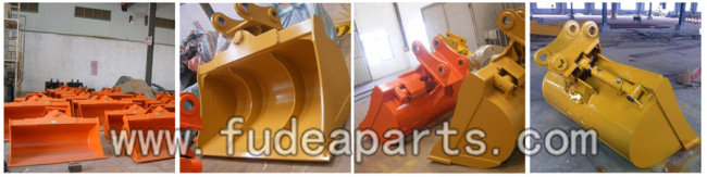 Hydraulic tilting mud bucket