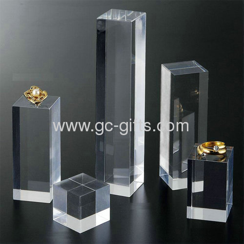  Acrylicdisplay rack forprecious jewelry 