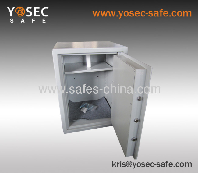 Free standing defender safe