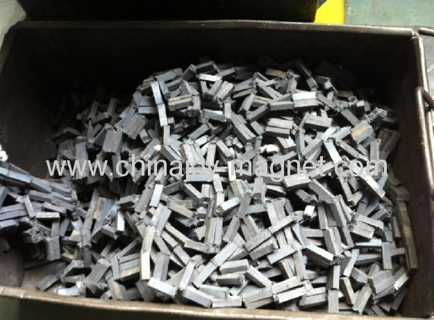 Alnico Magnet LNGT40 Block