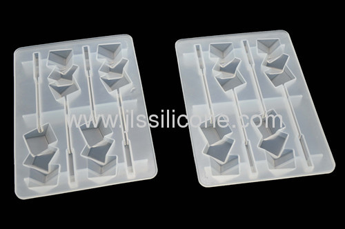 Transparent silicone ice cube tray with 4 cubes