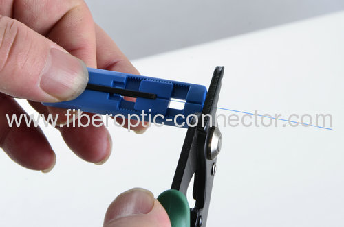 SC/UPC The Embedded Type Fiber Optic Fast Connector With 2.0x3.0 Bow-type Drop Cable 
