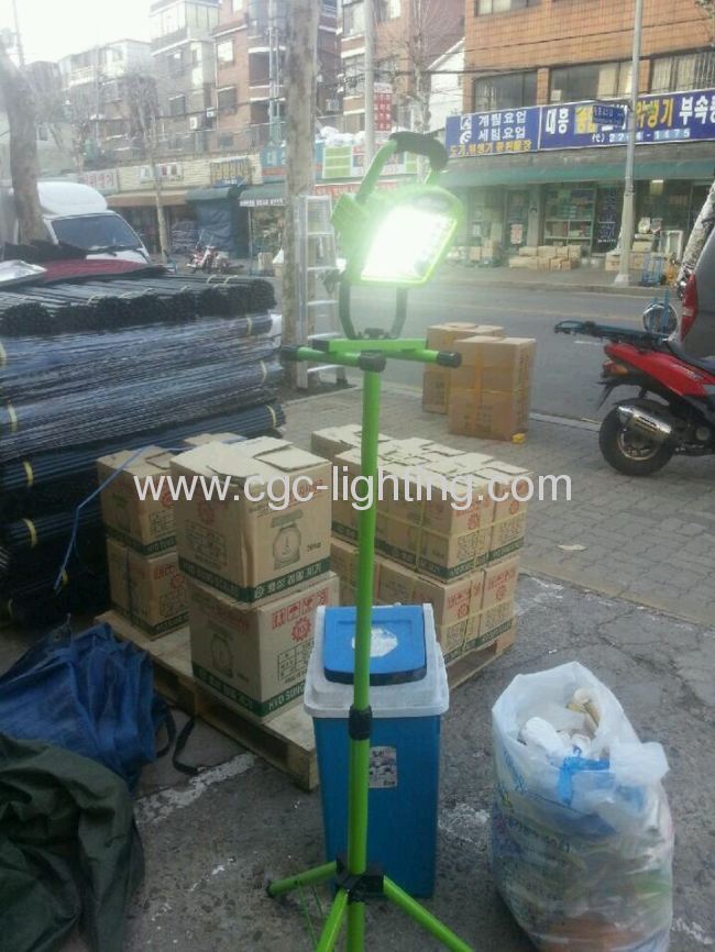 Rechargeable 30SMD LED Portable Worklight 