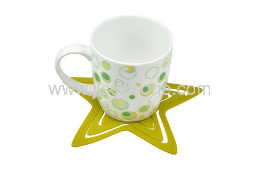 Fashion designed kitchen tools star silicone cup mat