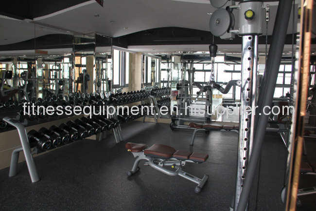 Leg press fitness equipment