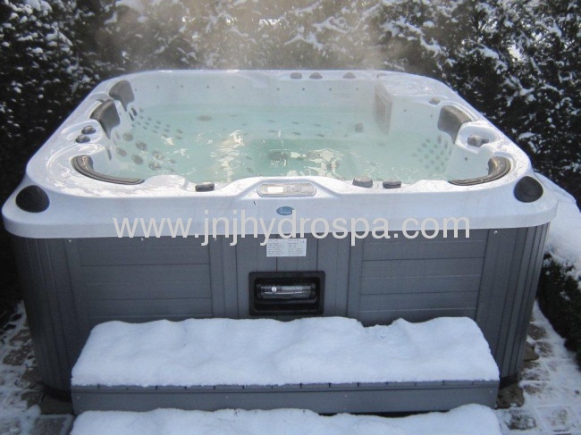 outdoor massage hot tub