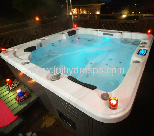 China J&J jacuzzi spas