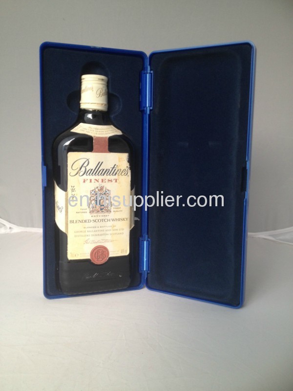 Clamshell blister packaging for alcohol product