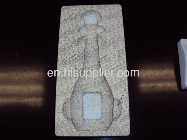 Clamshell blister packaging for alcohol product