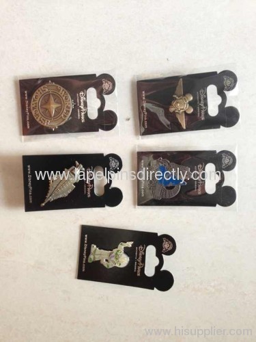 010303528_Real_Disne_Trading_Pins_with_card_s.jpg