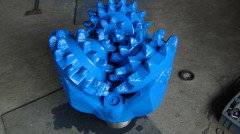 API steel tooth drill bits