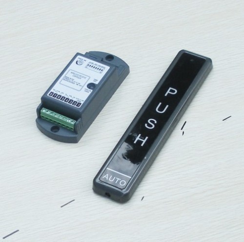 Wireless push button switches for doors