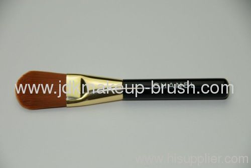 Deluxe makeup foundation brush