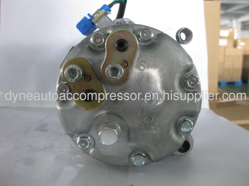 auto AC compressor DY7V16 VW CARAVELLE, TRANSPORTER; VW T4 & LT