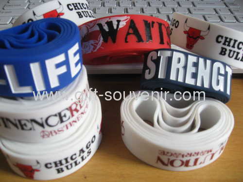 2013 hot sales custom silicone bracelets