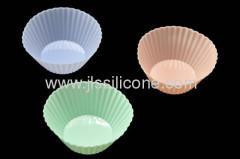 Traditional round silicone muffin and jelly baking mold