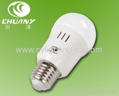 5W White Round E27 Φ60mm×118mm LED Bulbs With Plastic Shell And Glass Cover