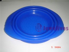 Dark blue foldable silicone strainer