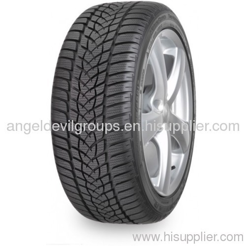 Goodyear Ultra Grip Performance 2 225/40R18 XL