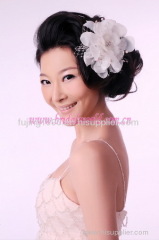 Ivory bridal wedding headpiece