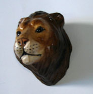 Wood Carved Fridge Magnet with "Lion" shape