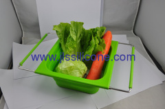 Foldable Silicone basket or container for vegetable and dry food