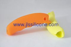 Silicone protective gripper in candy colors