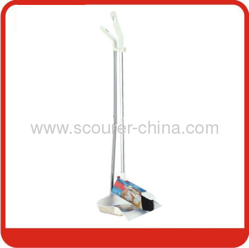 White Dustpan&Broom for household using