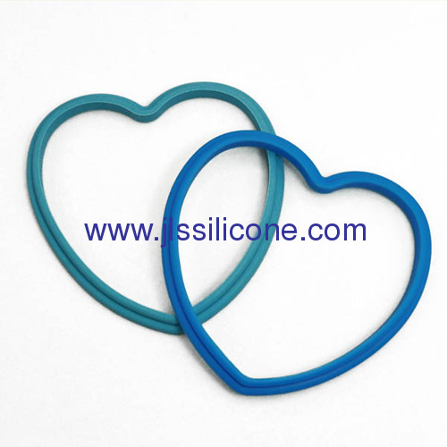 Heart syle silicone egg ring in candy colors