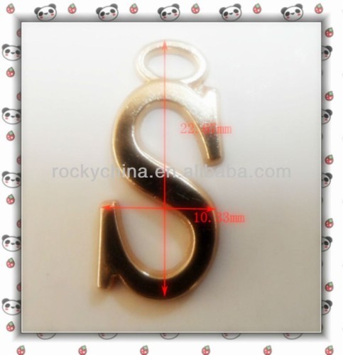 Gold Letter S Pendant