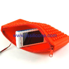 Concave convex point designed silicone handy bag with zipper