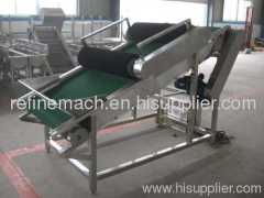 Brush type peach flap overturning machine