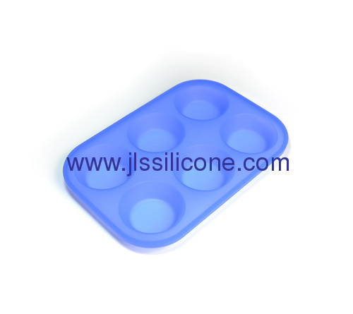 6 cavities and round shaped silicone cake baking molds