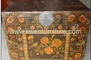 Chinese trunk antique furniture