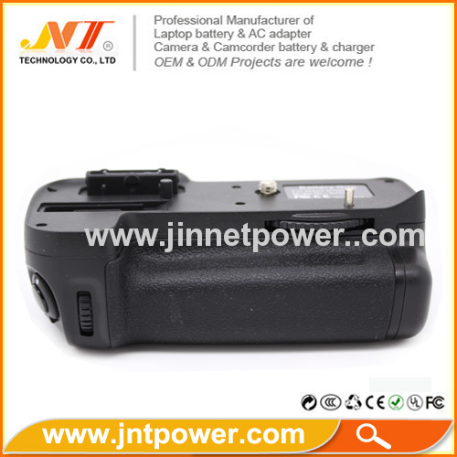 Multi-Power Battery Grip MB-D11 for Nikon D7000 Digital Camera