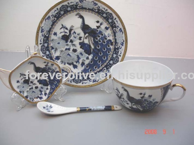 ceramic plate with especial printing for home